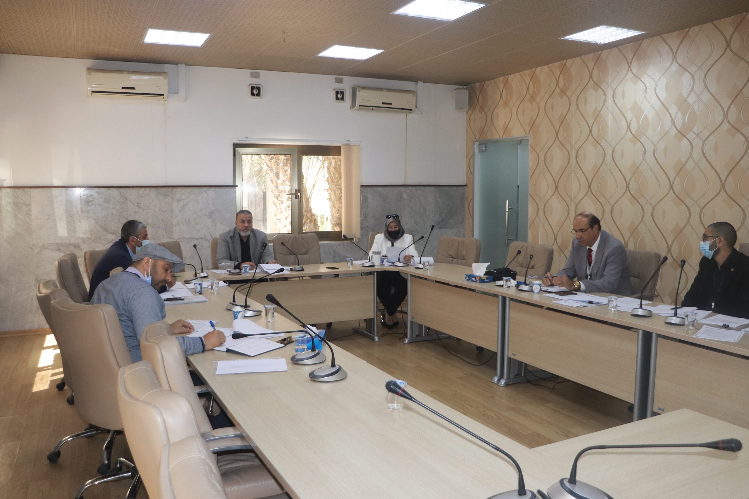 The meeting of the management committee of the oil clinic